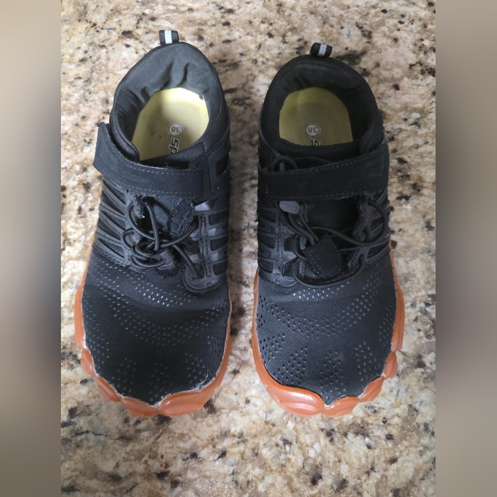 The Joomra Slip On Hiking Trail Running Athletic Shoes in black size 38 Barefoot
